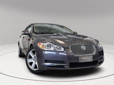 Usado Jaguar XF Premium Luxury 298 CV (219 kW) 2008 Gris / plata Berlina