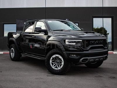 Usado RAM 1500 702 CV (516 kW) 2023 Negro Pickup/Camioneta