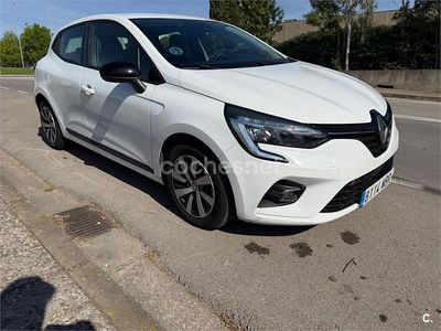 Usado Renault Clio V Business 100 CV (73 kW) 2022 Blanco Berlina