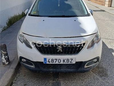 Usado Peugeot 2008 Style 100 CV (73 kW) 2017 Blanco SUV