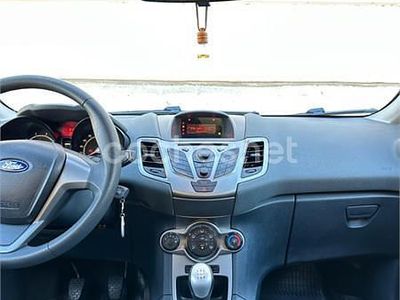 Azul Usado 2011 Ford Fiesta Trend Berlina | 5599 € (Precio justo)