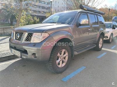 Usado Nissan Pathfinder XE 174 CV (127 kW) 2007 Gris / plata SUV