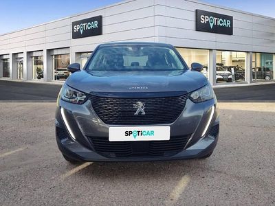 Usado Peugeot 2008 Active 110 CV (80 kW) 2021 Gris SUV