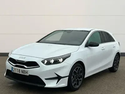 Nuevo Kia Ceed Style 100 CV (73 kW) 2025 Blanco Utilitario