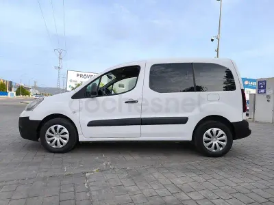 Usado Citroën Berlingo 92 CV (67 kW) 2012 Blanco Monovolumen