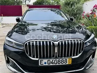 Usado BMW 750 400 CV (294 kW) 2019 Negro Berlina