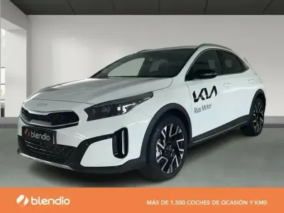 Usado Kia XCeed Style 150 CV (110 kW) 2025 Blanco SUV