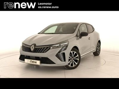 Begagnad Renault Clio V Techno 100 HK (73 kW) 2025 Grå Sedan