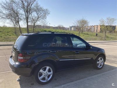 Usado Mercedes ML320 224 CV (164 kW) 2006 Negro SUV