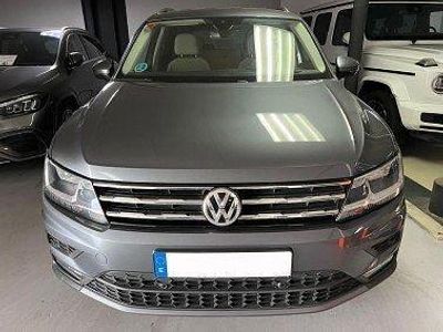 Usado VW Tiguan Allspace 150 CV (110 kW) 2021 Gris SUV