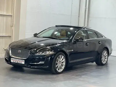 Usado Jaguar XJ Luxury 300 CV (220 kW) 2019 Negro Berlina