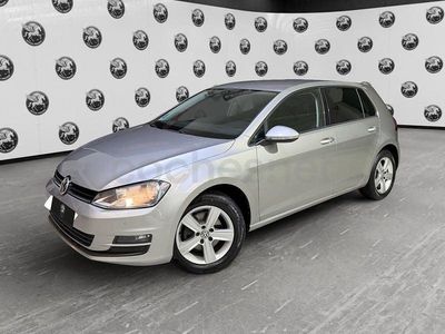 Usado VW Golf VII Advance 125 CV (91 kW) 2016 Gris / plata Berlina