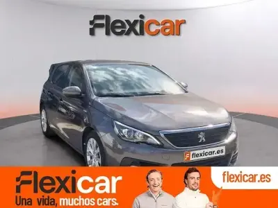 Usado Peugeot 308 Active 130 CV (95 kW) 2020 Gris