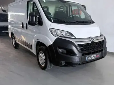 Käytetty Citroën Jumper 120 HP (88 kW) 2022 Valkoinen Tila-auto
