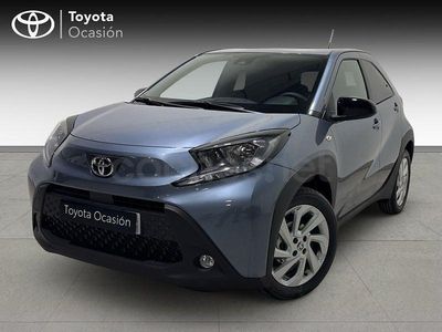 Nuevo Toyota Aygo X Play 72 CV (52 kW) 2025 Gris / plata SUV