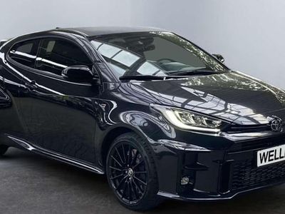 Usado Toyota Yaris 261 CV (191 kW) 2024 Negro Utilitario
