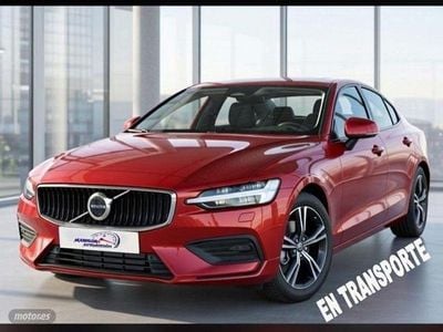 Granate Usado 2023 Volvo S60 Core Berlina | 29.990 € (Precio justo)