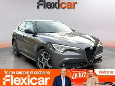 Usado Alfa Romeo Stelvio Sprint 160 CV (117 kW) 2022 Gris SUV