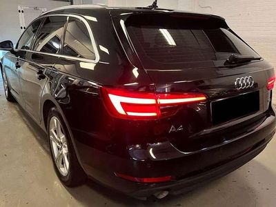 Usado Audi A4 S-Line 150 CV (110 kW) 2016 Negro Familiar