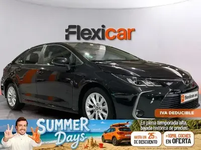 Usado Toyota Corolla 125 CV (91 kW) 2023 Negro Berlina