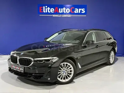 Usado BMW 530e Sport Line 292 CV (214 kW) 2022 Negro Familiar