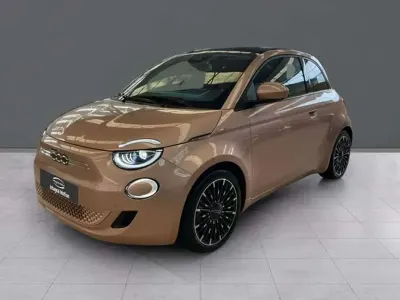 Usado Fiat 500e Icon 86 kW (118 CV) 2020 Amarillo Descapotable