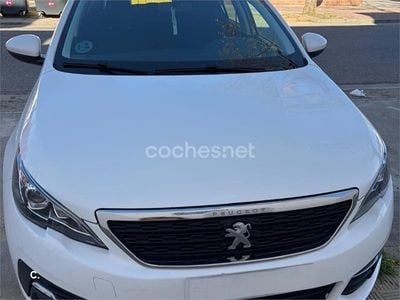 Usado Peugeot 308 Business-Line 130 CV (95 kW) 2018 Blanco Berlina