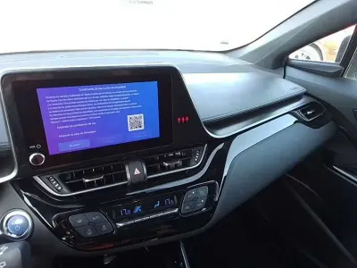 Usado Toyota C-HR+