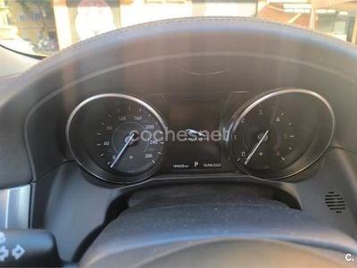 Usado Jaguar XF Prestige 180 CV (132 kW) 2016 Azul Berlina