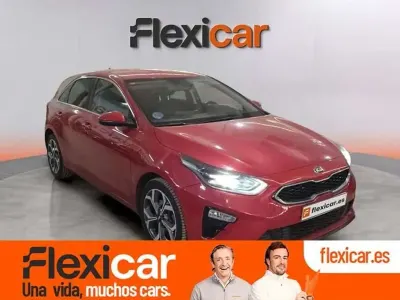 Usado Kia Ceed 136 CV (100 kW) 2021 Rojo Utilitario