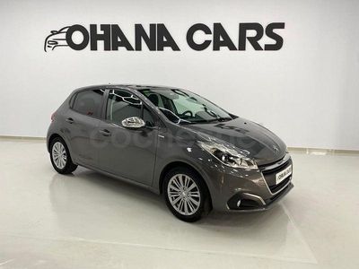 Begagnad Peugeot 208 Style 82 HK (60 kW) 2018 Grå Halvkombi