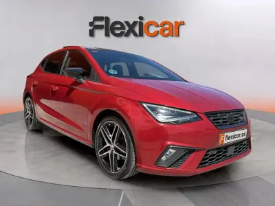 Usado Seat Ibiza FR 110 CV (80 kW) 2021 Rojo Utilitario