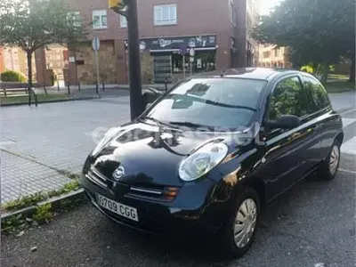 Usado Nissan Micra Visia 65 CV (47 kW) 2003 Negro Utilitario