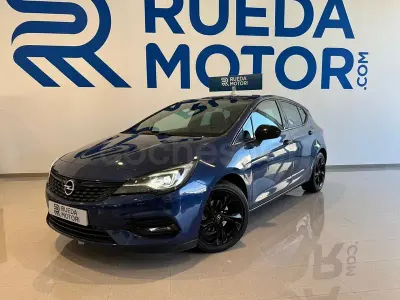 Usado Opel Astra Ultimate 145 CV (106 kW) 2021 Azul Utilitario