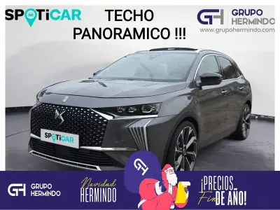 Usado DS Automobiles DS7 Crossback Opera 360 CV (264 kW) 2023 Gris / plata SUV