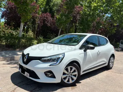 Usado Renault Clio V Business 100 CV (73 kW) 2022 Blanco Berlina