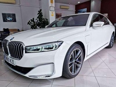 Usado BMW 745e Sport Line 394 CV (289 kW) 2019 Blanco Berlina