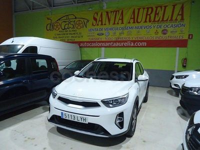Usado Kia Stonic 84 CV (61 kW) 2022 Blanco SUV