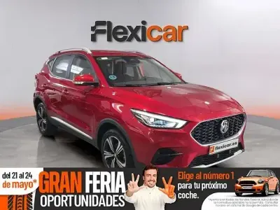 Usado MG ZS Comfort 116 CV (85 kW) 2025 Rojo SUV