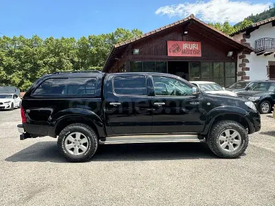 Usado Toyota HiLux 171 CV (125 kW) 2010 Negro Pickup/Camioneta