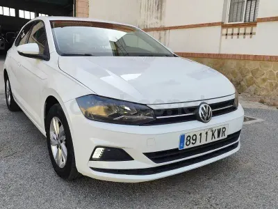 Usado VW Polo Advance 95 CV (69 kW) 2019 Blanco Utilitario