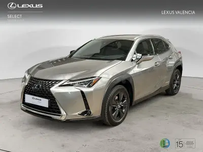 Usado Lexus UX Business Edition 184 CV (135 kW) 2022 Gris / plata SUV