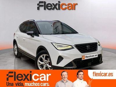 Usado Seat Arona FR 150 CV (110 kW) 2023 Blanco SUV
