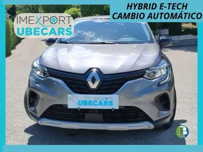 Używany Renault Captur Evolution 144 KM (105 kW) 2023 Szary SUV