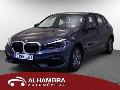 Usado BMW 116 Comfort Edition 116 CV (85 kW) 2021 Gris / plata Utilitario