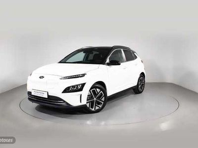 Blanco Usado 2023 Hyundai Kona Style SUV | 27.400 € (Un poco caro)
