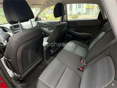 Usado Hyundai Kona 120 CV (88 kW) 2018 Rojo SUV