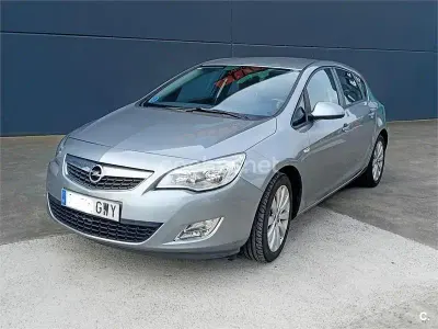 Brugt Opel Astra Cosmo 115 HK (84 kW) 2010 Grå Sedan