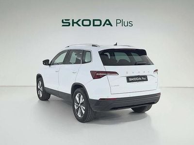Usado Skoda Karoq Style 150 CV (110 kW) 2023 Blanco SUV