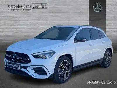 Usado Mercedes GLA200 AMG line 150 CV (110 kW) 2024 SUV
